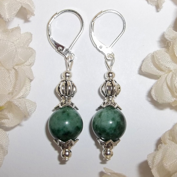 wvluckygirl Jewelry - Green & Silver Beaded Earrings Pair Handmade 4838